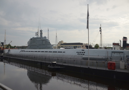 U-2540 Wilhelm Bauer - pokazuje zdjęcia w głównym katalogu albumu U-2540 Wilhelm Bauer